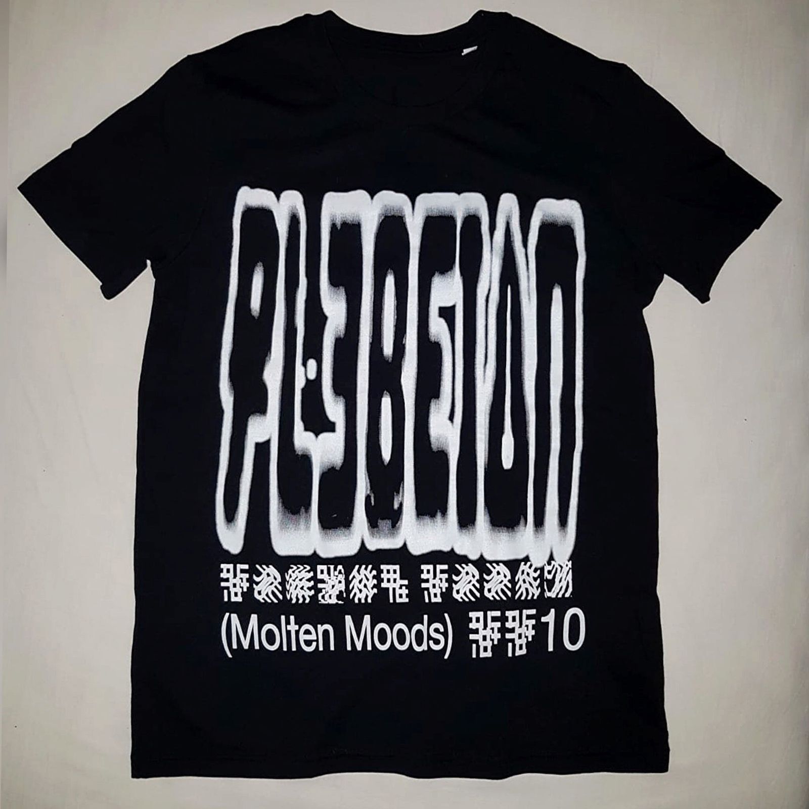 Plebeian - Chess (T-Shirt + Download Code)